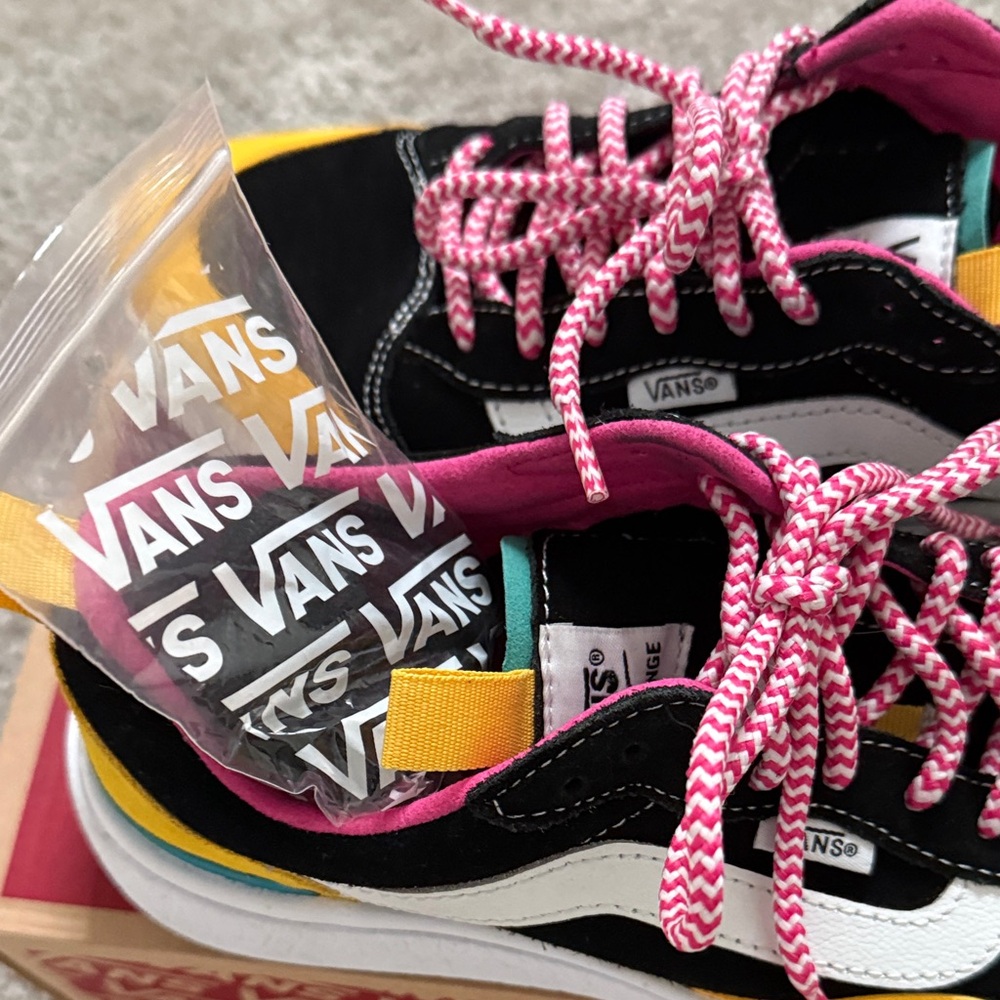 Vans Kids' Black, Yellow, and Pink Sneakers - Picture 7 of 7